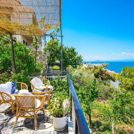 Athanasia Hotel